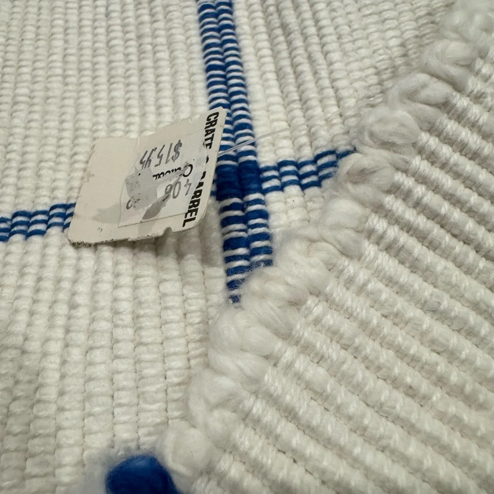 NWT - Crate&Barrell rug set